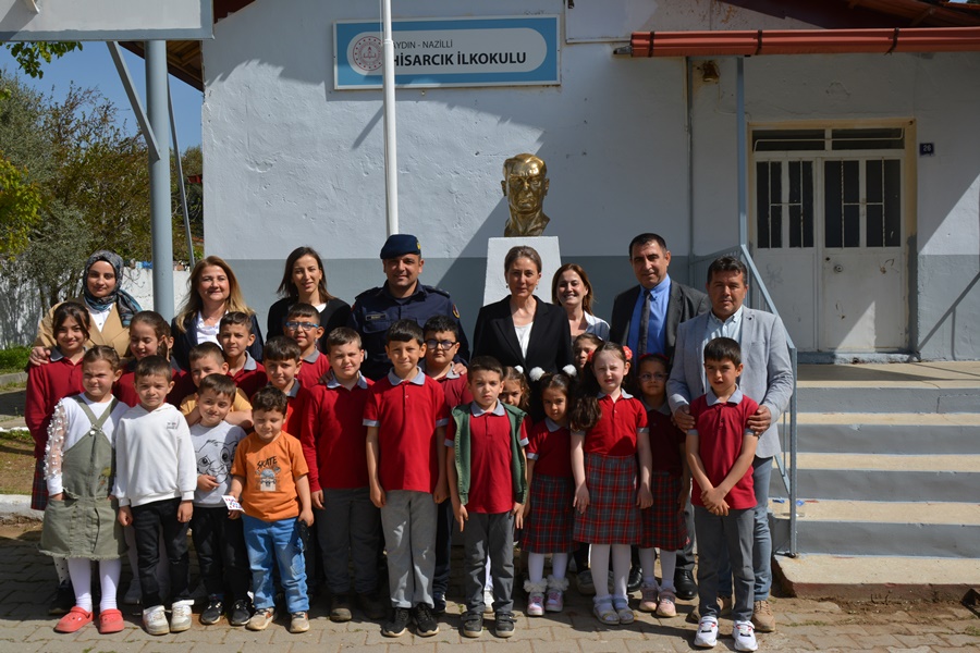 Kaymakamımızın Hisarcık İlkokulu' nu Ziyareti